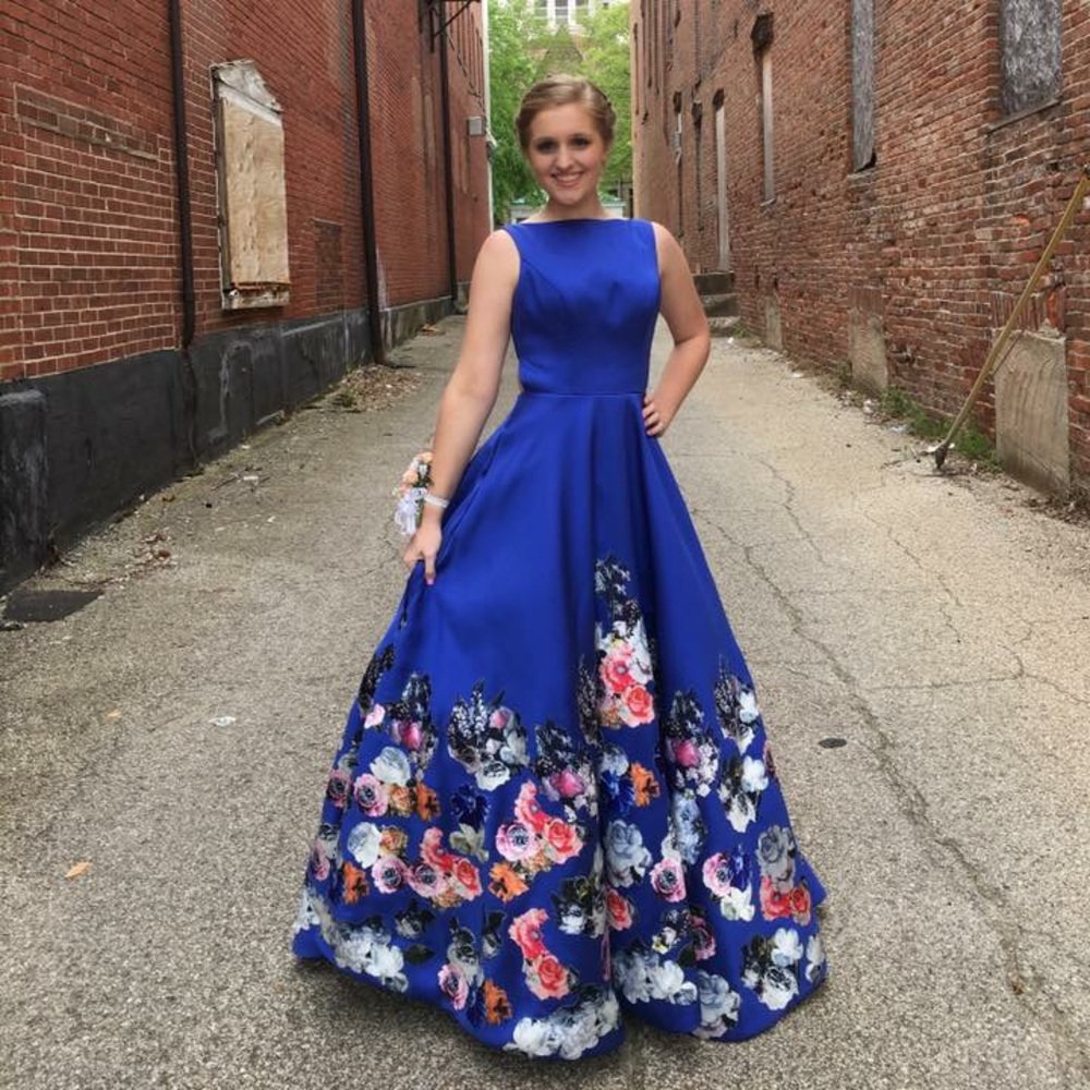 Prom dress